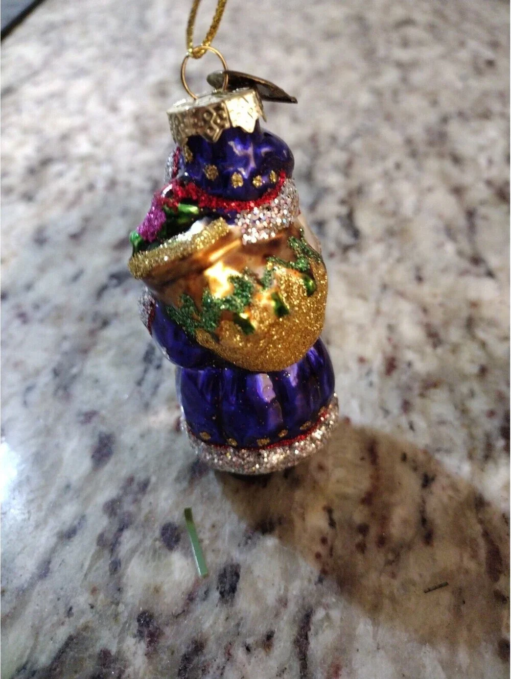 Vintage Santa w Gifts blown glass Christmas Ornament, 3.25